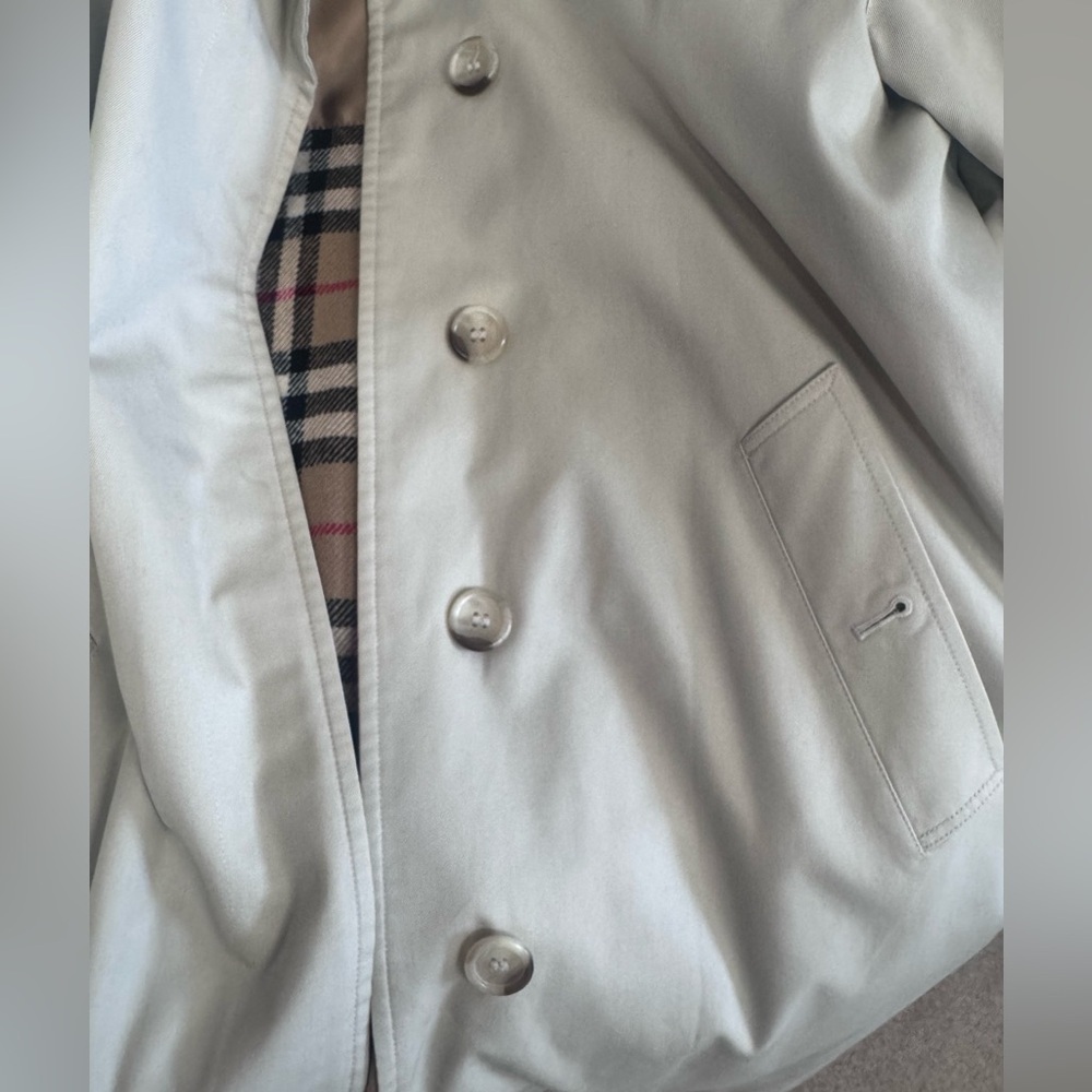 EUC Burberry Women's Beige Trench Coat Size 6 Classic Plaid Detachable Lining - Picture 13 of 16